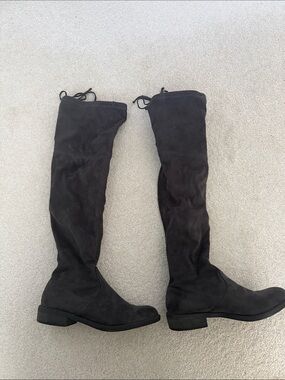 No Parking Kordial Dark Gray Suede Over-the-Knee Flat Boots - Size 7